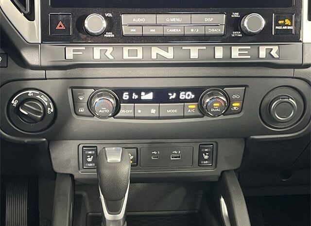 
 Nissan Frontier full									