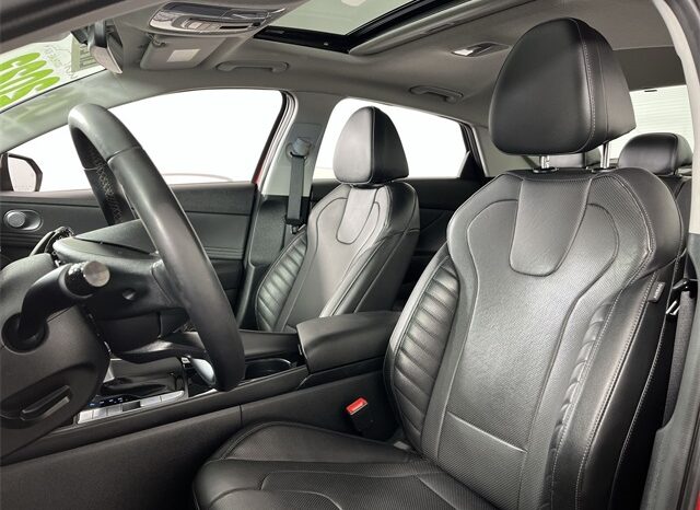 
 Hyundai Elantra full									