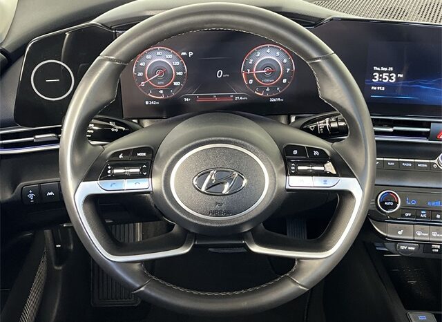 
 Hyundai Elantra full									