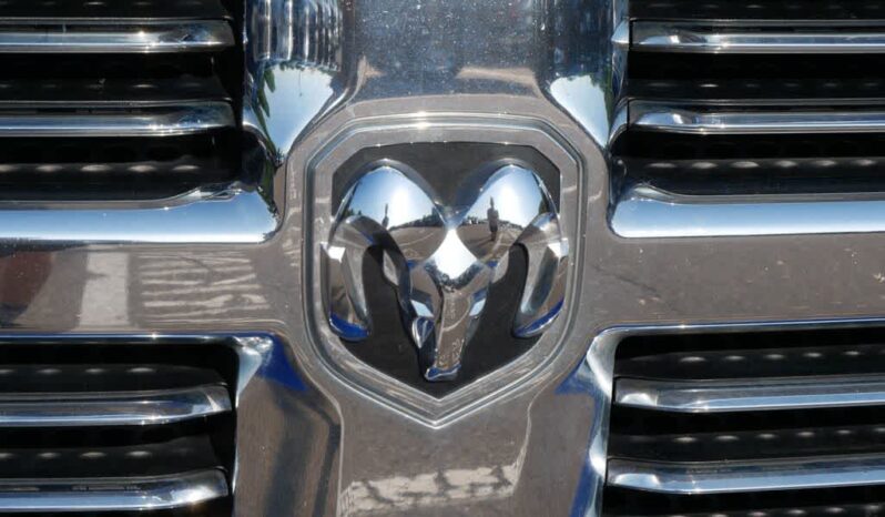 
 RAM 1500 full									