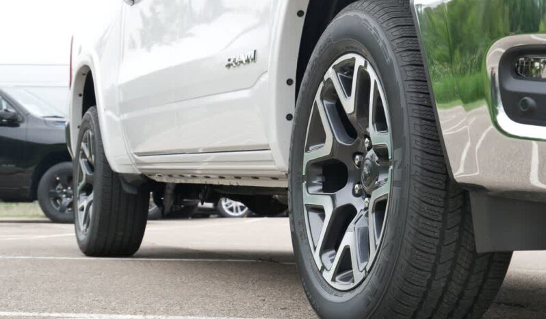 
 RAM 1500 full									