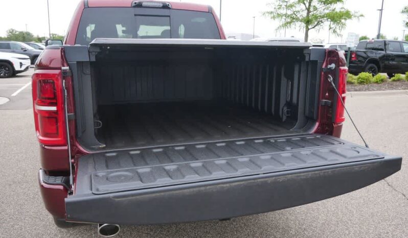 
 RAM 1500 full									