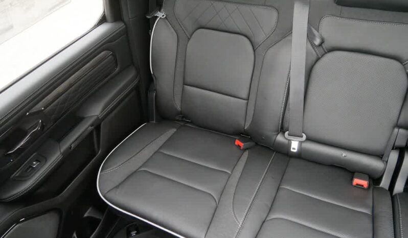 
 RAM 1500 full									