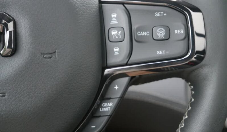 
 RAM 1500 full									