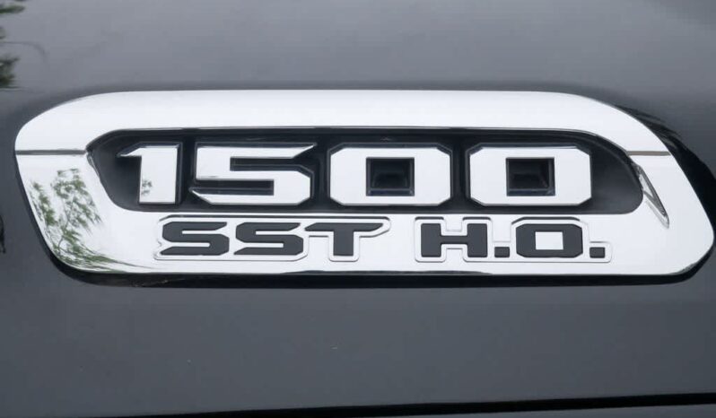 
 RAM 1500 full									