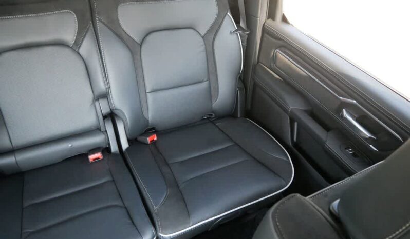 
 RAM 1500 full									