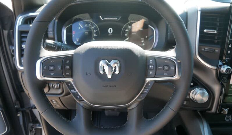 
 RAM 1500 full									