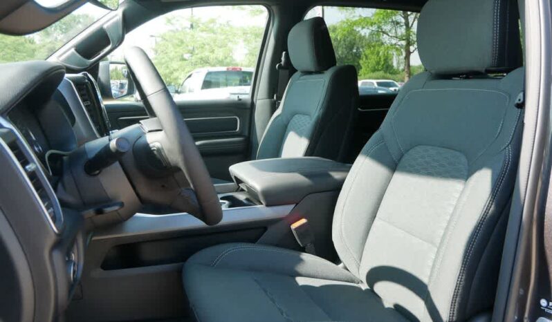 
 RAM 1500 full									