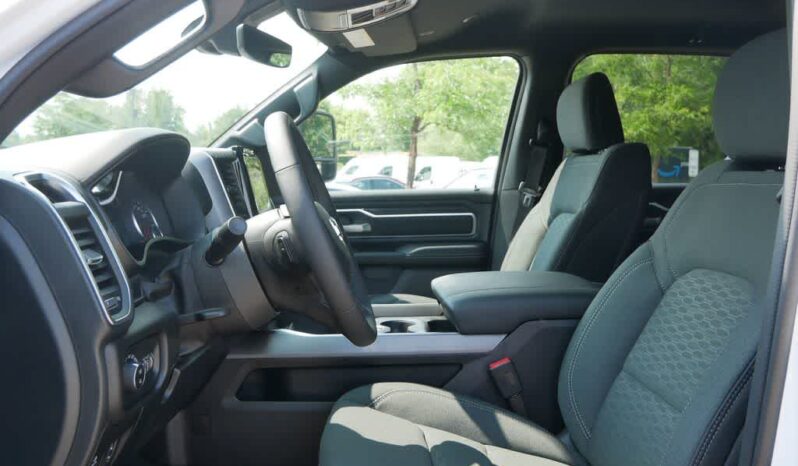 
 RAM 1500 full									