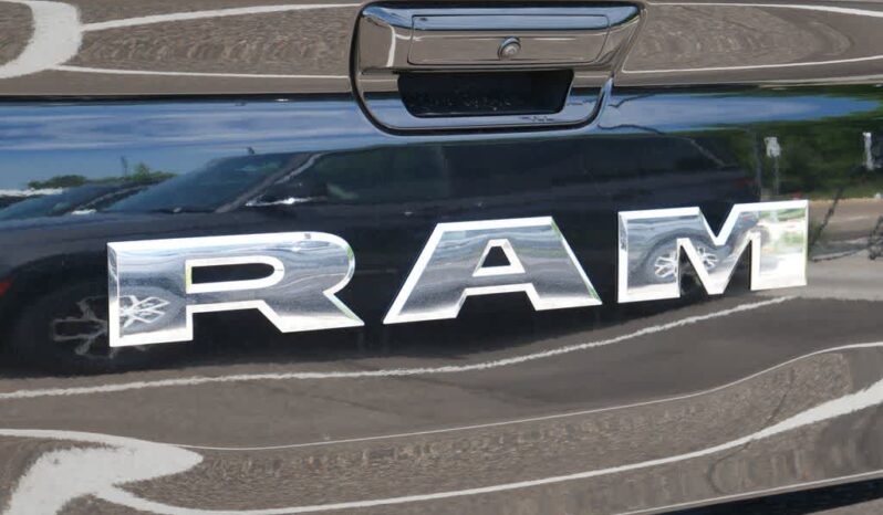 
 RAM 1500 full									