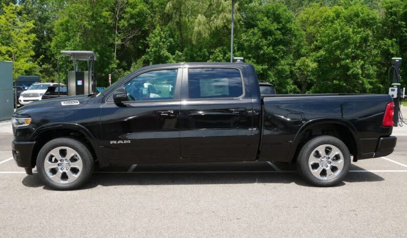
 RAM 1500 full									
