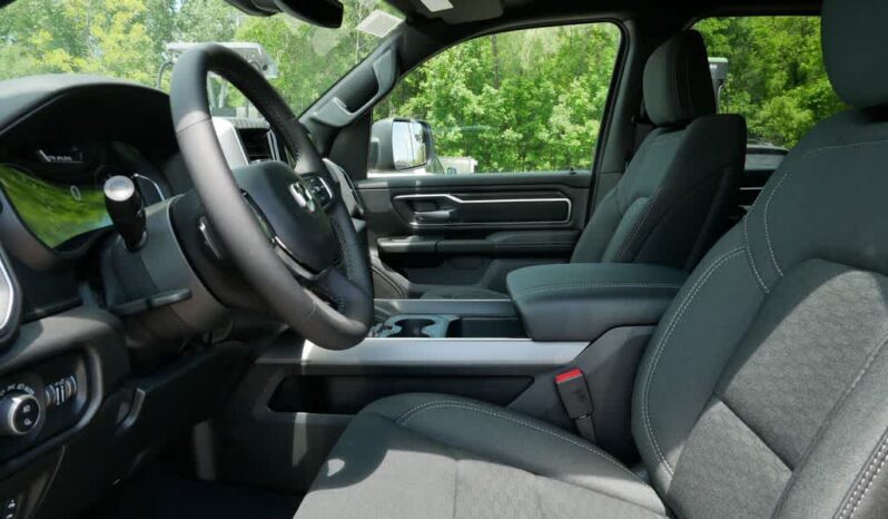 
 RAM 1500 full									