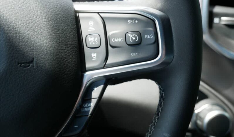 
 RAM 1500 full									