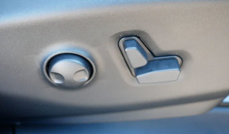 
 Chrysler Pacifica full									