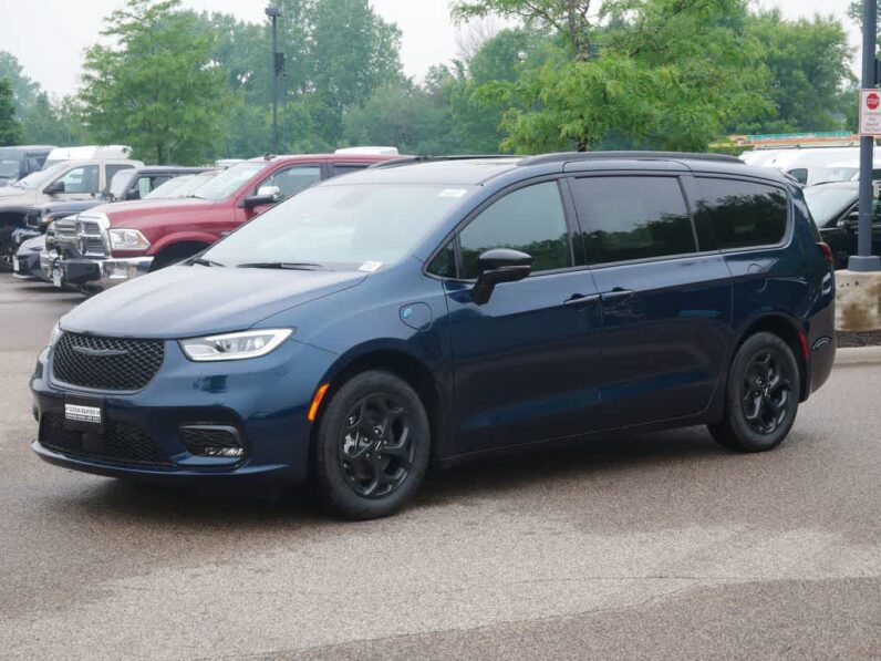 Chrysler Pacifica
