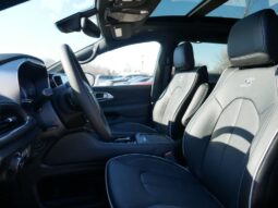 
 Chrysler Pacifica full									