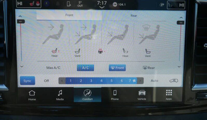 
 Chrysler Pacifica full									