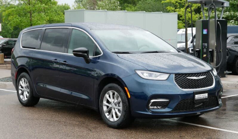 
 Chrysler Pacifica full									