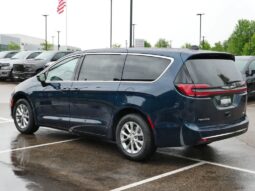 
 Chrysler Pacifica full									