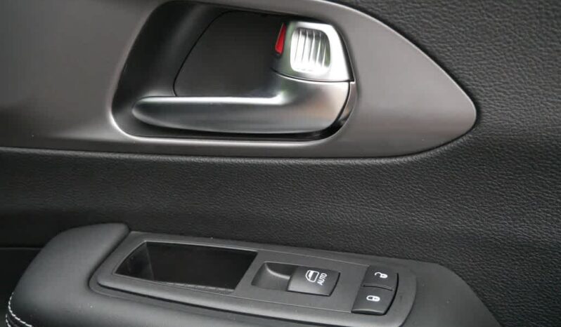 
 Chrysler Pacifica full									