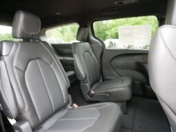
 Chrysler Pacifica full									