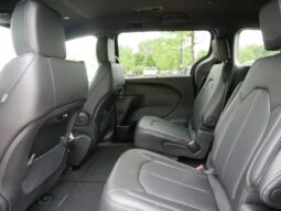 
 Chrysler Pacifica full									