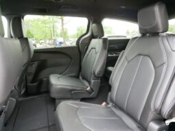 
 Chrysler Pacifica full									