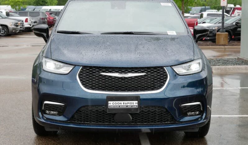 
 Chrysler Pacifica full									