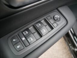 
 Chrysler Pacifica full									