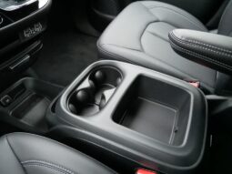 
 Chrysler Pacifica full									