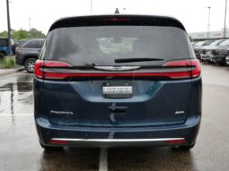 
 Chrysler Pacifica full									