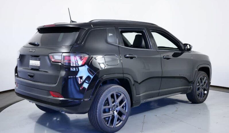 
 Jeep Compass full									