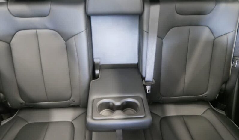 
 Jeep Wagoneer S full									