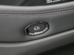 
 Jeep Wagoneer S full									
