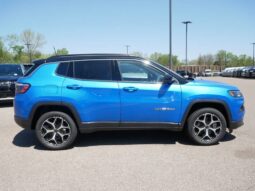 
 Jeep Compass full									