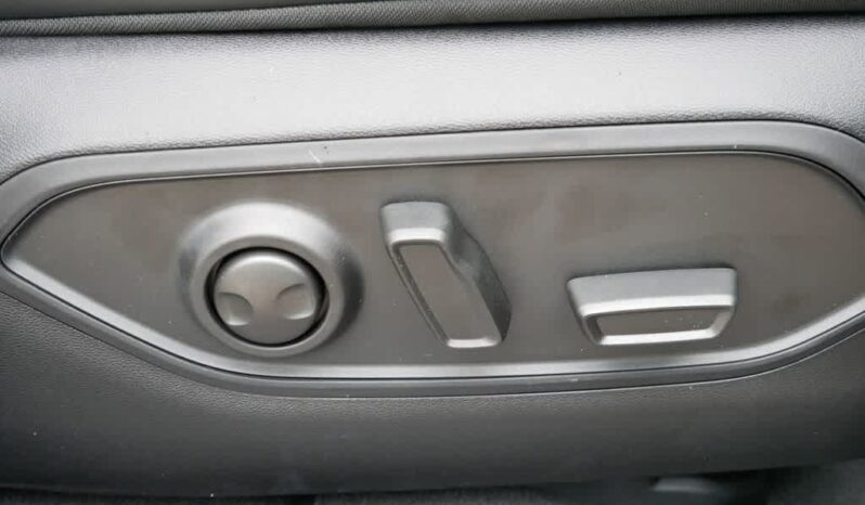 
 Jeep Wagoneer S full									