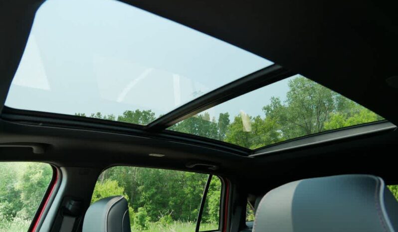
 Jeep Wagoneer S full									