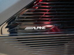 
 Jeep Wagoneer S full									