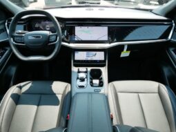 
 Jeep Wagoneer S full									