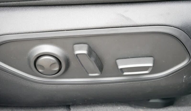 
 Jeep Wagoneer S full									