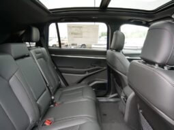 
 Jeep Wagoneer S full									