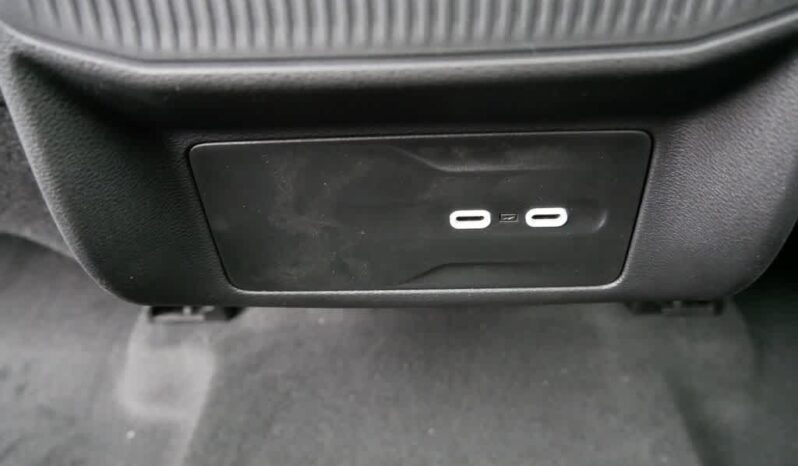 
 Jeep Wagoneer S full									