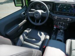 
 Jeep Wrangler full									