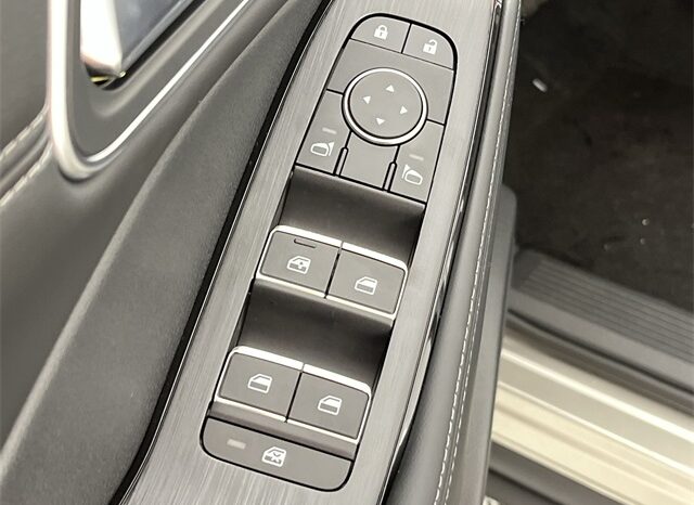 
 Nissan Rogue full									