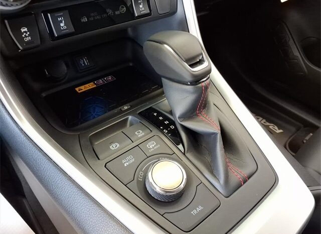 
 Toyota RAV4 Plug-In Hybrid full									