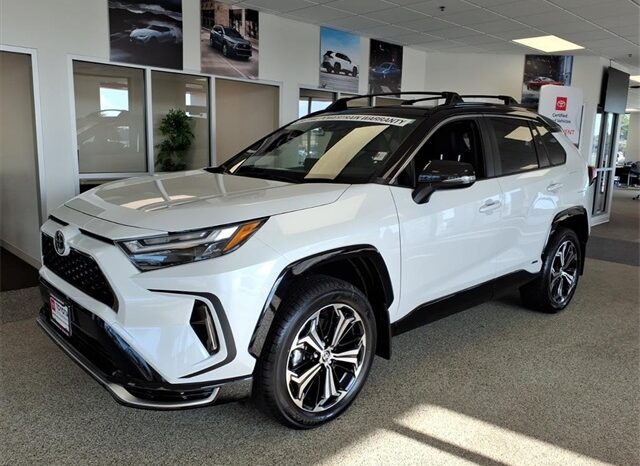 
 Toyota RAV4 Plug-In Hybrid full									