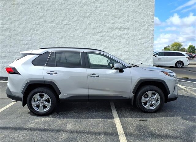 
 Toyota RAV4 Hybrid full									