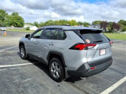 Toyota RAV4 Hybrid full