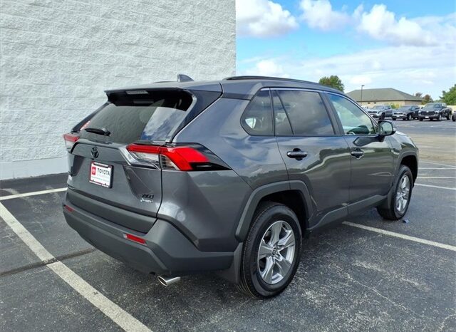 
 Toyota RAV4 Hybrid full									