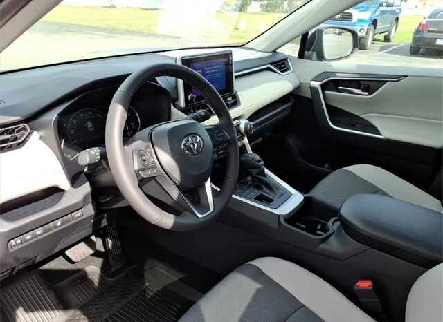 
 Toyota RAV4 full									